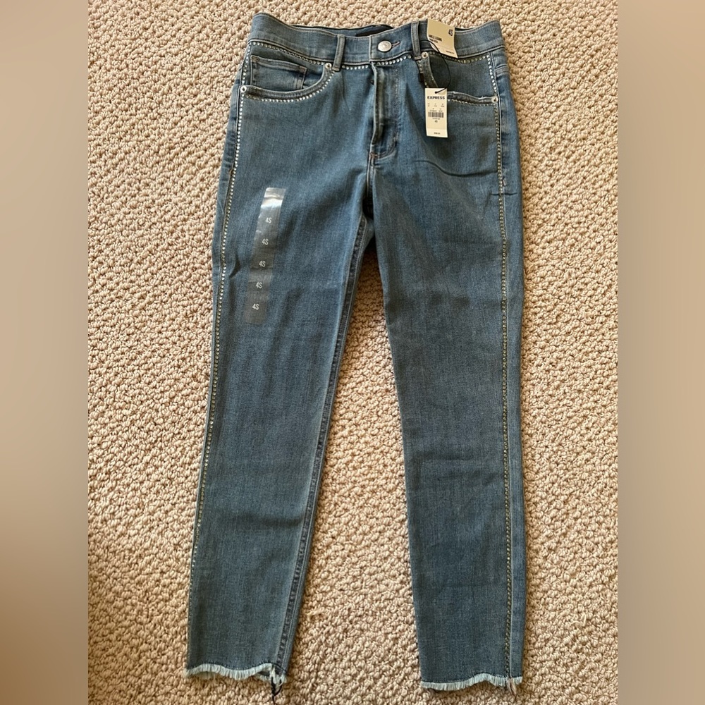 Express Ankle High Rise Legging with Rhinestone trim/frayed bottom. Gorgeous!!